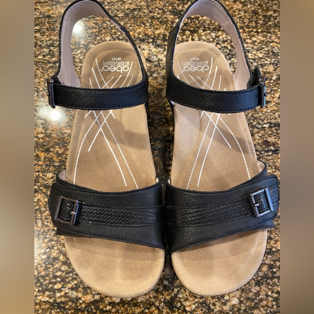 ABEO women’s sandals Size 7 Black